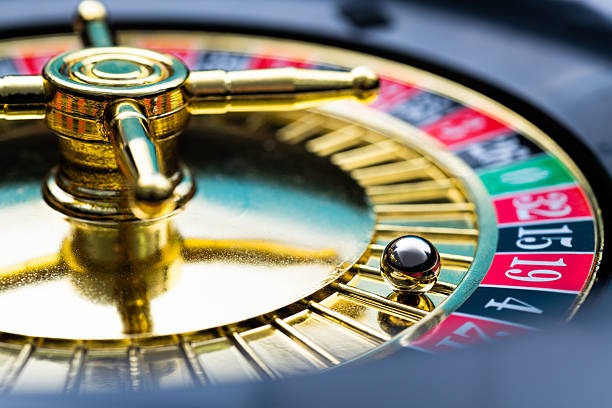 obabet platform showing live-dealer tables, sportsbook, and payment options